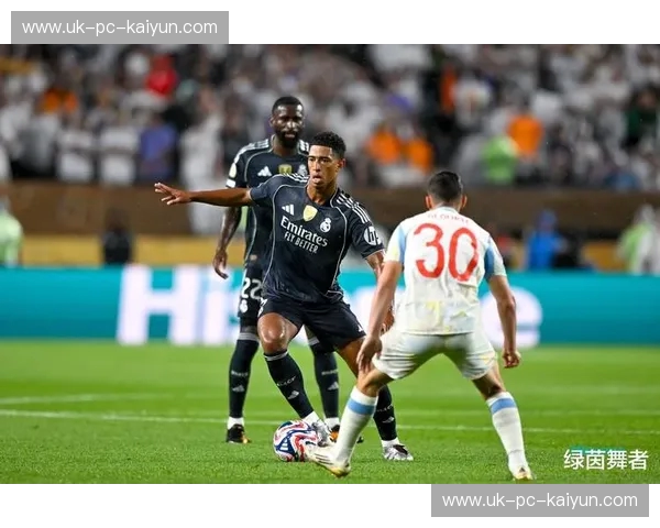 绿茵之巅的王权与荣耀：皇马vs尤文，一场跨越时空的欧冠史诗